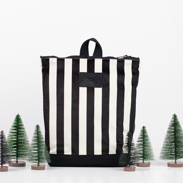 Kids backpack - Striped black and white